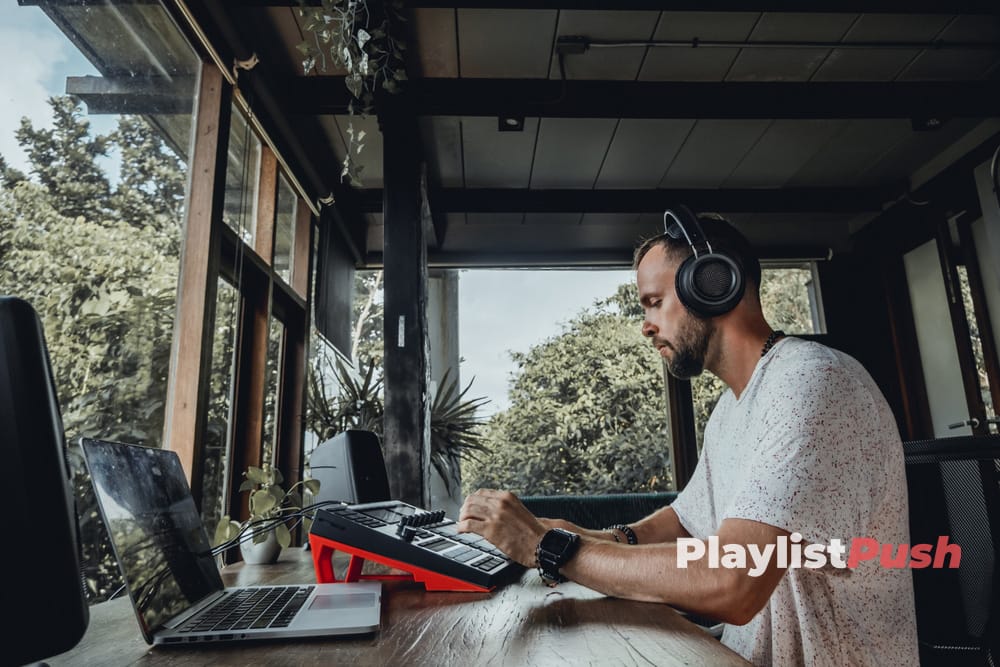 4 New Year’s Resolutions to Jumpstart Your Music Career in 2026